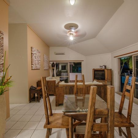Crown Beach Resort & Spa (Adults Only) Раратонга Экстерьер фото