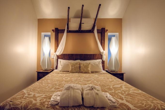 Crown Beach Resort & Spa (Adults Only) Раратонга Экстерьер фото