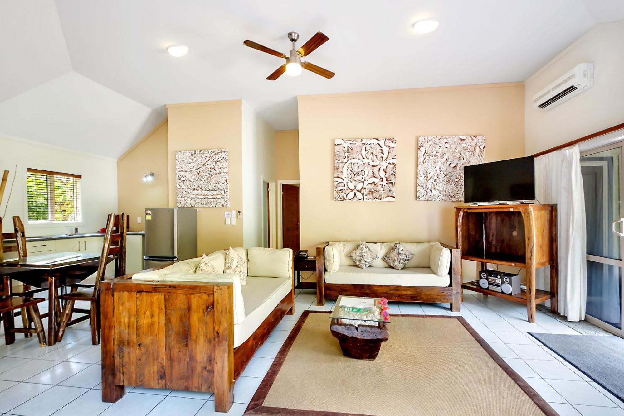 Crown Beach Resort & Spa (Adults Only) Раратонга Экстерьер фото