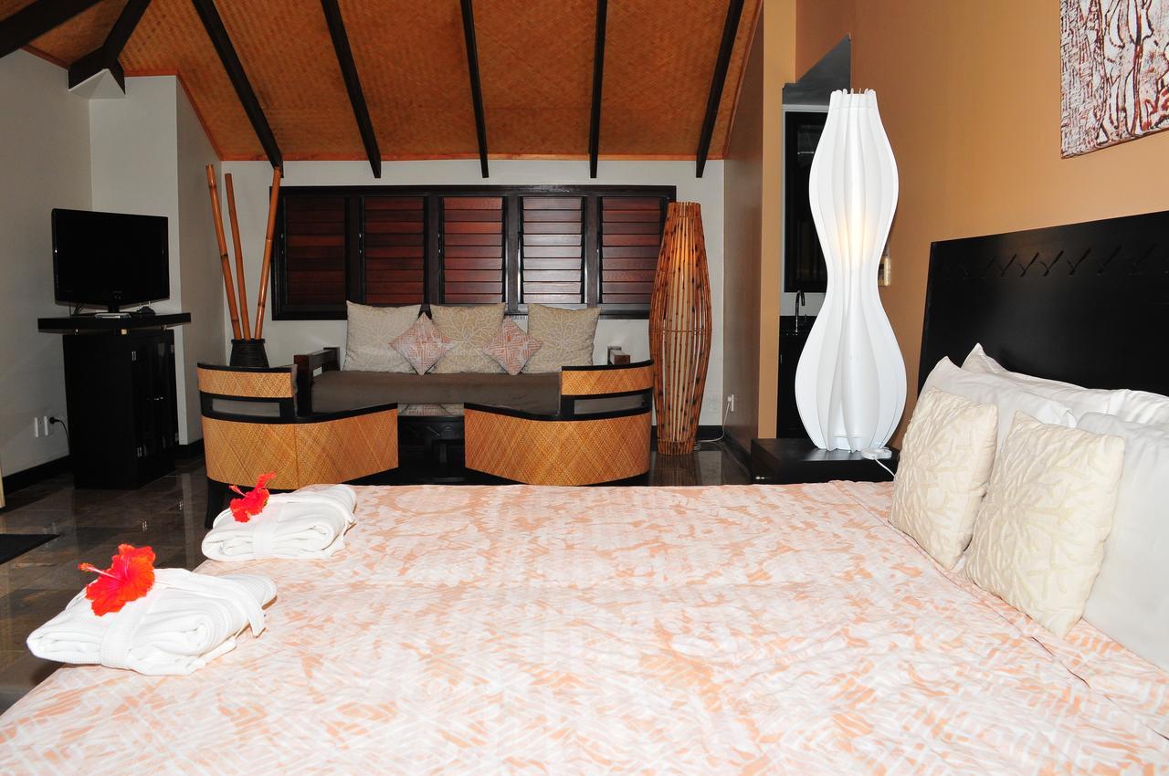 Crown Beach Resort & Spa (Adults Only) Раратонга Экстерьер фото